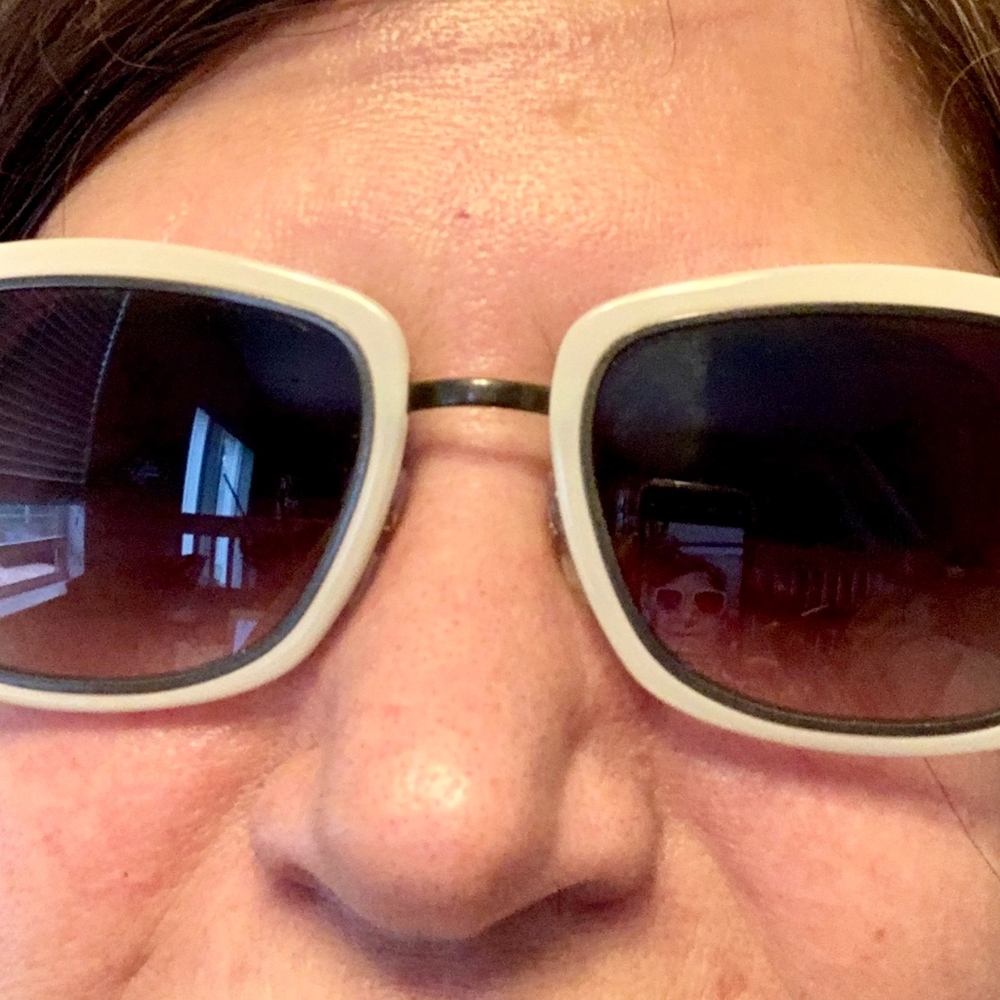 AUTHENTIC CHANEL CH4203 C459S6 Silver Gray Sun - Picture 7 of 7